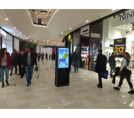 Novi Sad - Promenada - DOOH Totemi