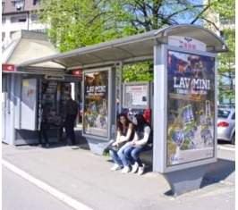 Novi Sad - Autobuska stajališta - Maksima Gorkog, ugao sa Sremskom