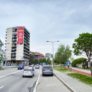Novi Sad - Fasadna reklama - Beogradski kej MC
