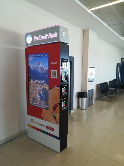 Totemi - Brendiranje Uređaja – Aerodrom Nikola Tesla - C1C2 Gate NG