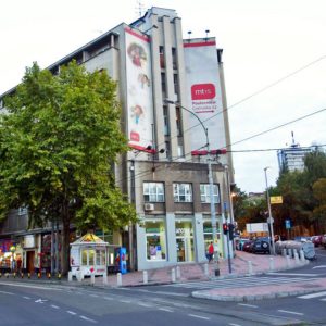 Beograd - Fasadna Reklama - Bajloni pijaca N