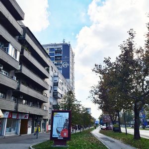Novi Sad - Fasadna reklama  -  Bulevar oslobodjenja  115b